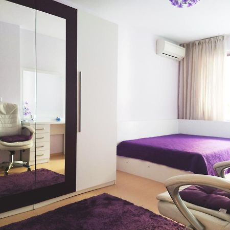 Modern Apartment In Бургас Экстерьер фото