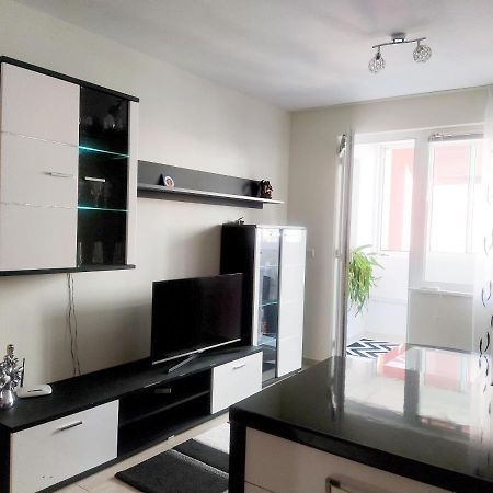 Modern Apartment In Бургас Экстерьер фото