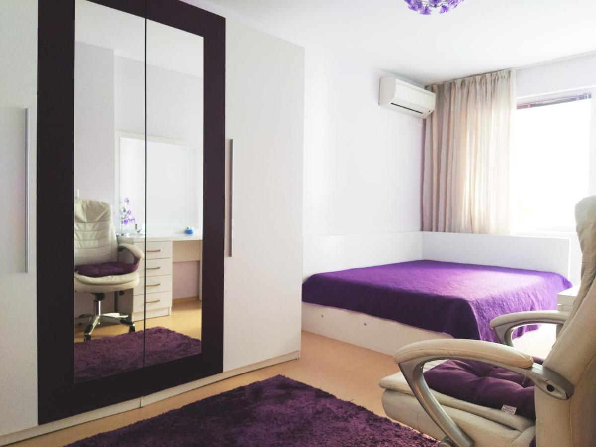 Modern Apartment In Бургас Экстерьер фото